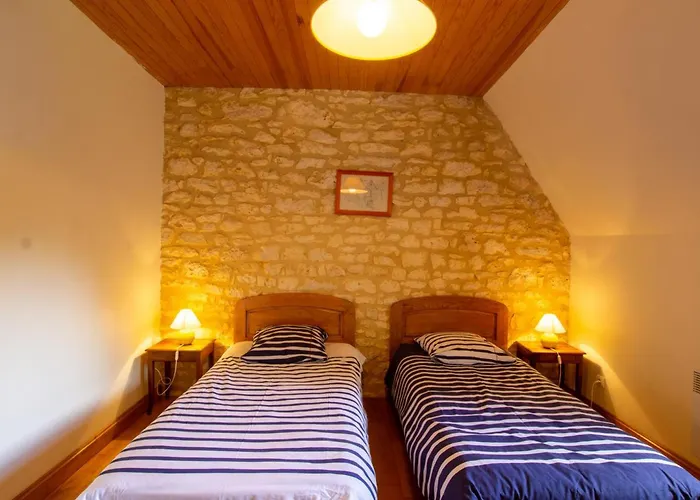 Maison Isolee Pres De Sarlat, Ideale Pour La Detente En Famille - Fr-1-616-182